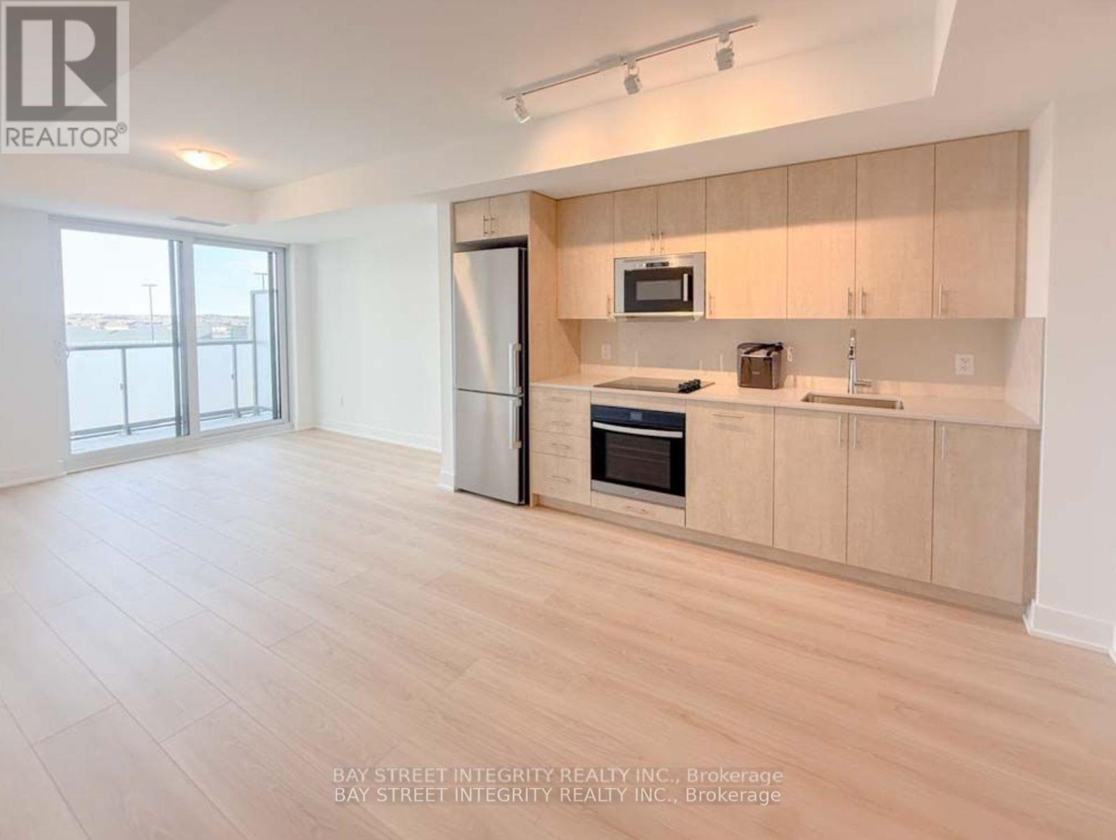 420 - 2545 SIMCOE STREET N, Oshawa, Ontario