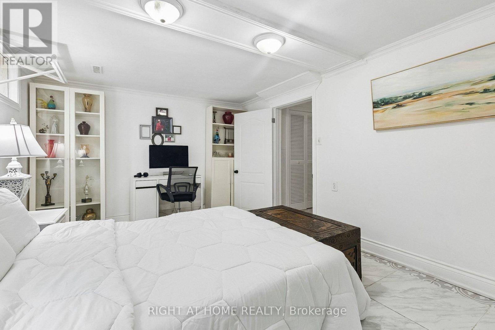 12 L'amoreaux Drive, Toronto, Ontario  M1W 2L9 - Photo 24 - E13756822