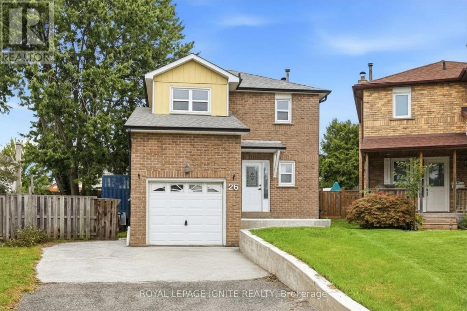 26 WINSTON CRESCENT, Whitby, Ontario