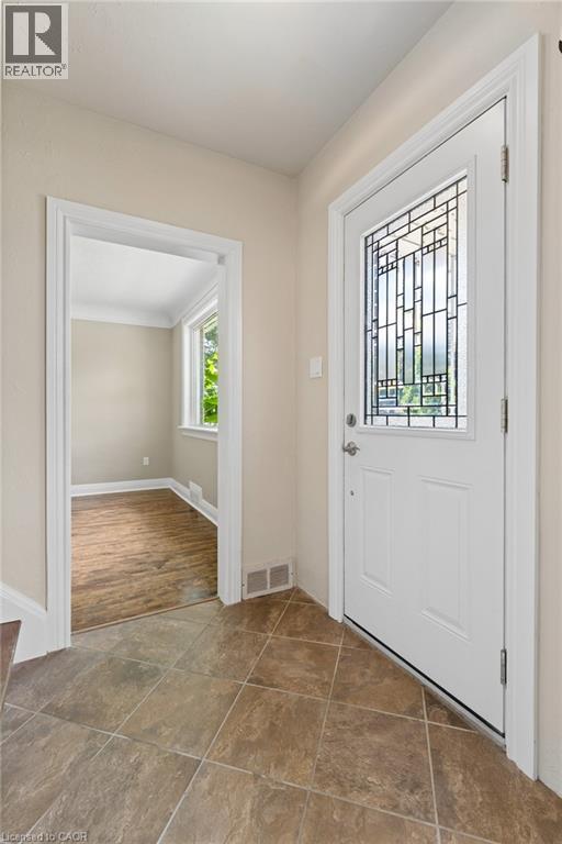 580 Weber Street E, Kitchener, Ontario  N2H 1G8 - Photo 7 - 40860019