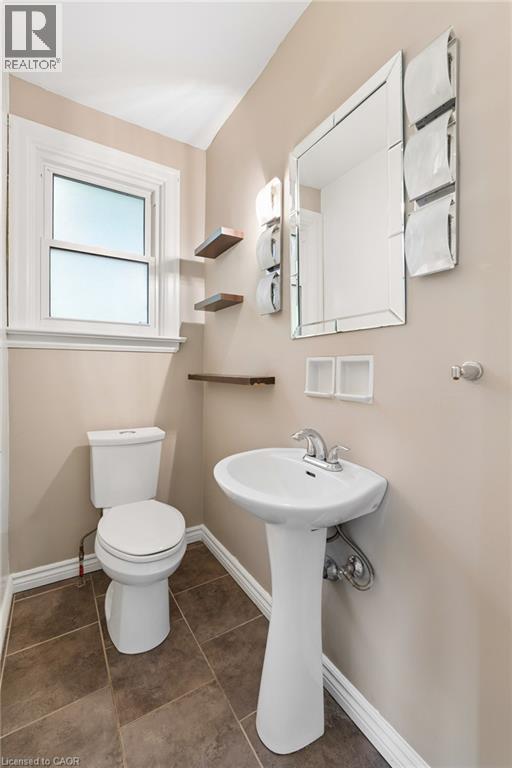 580 Weber Street E, Kitchener, Ontario  N2H 1G8 - Photo 12 - 40860019