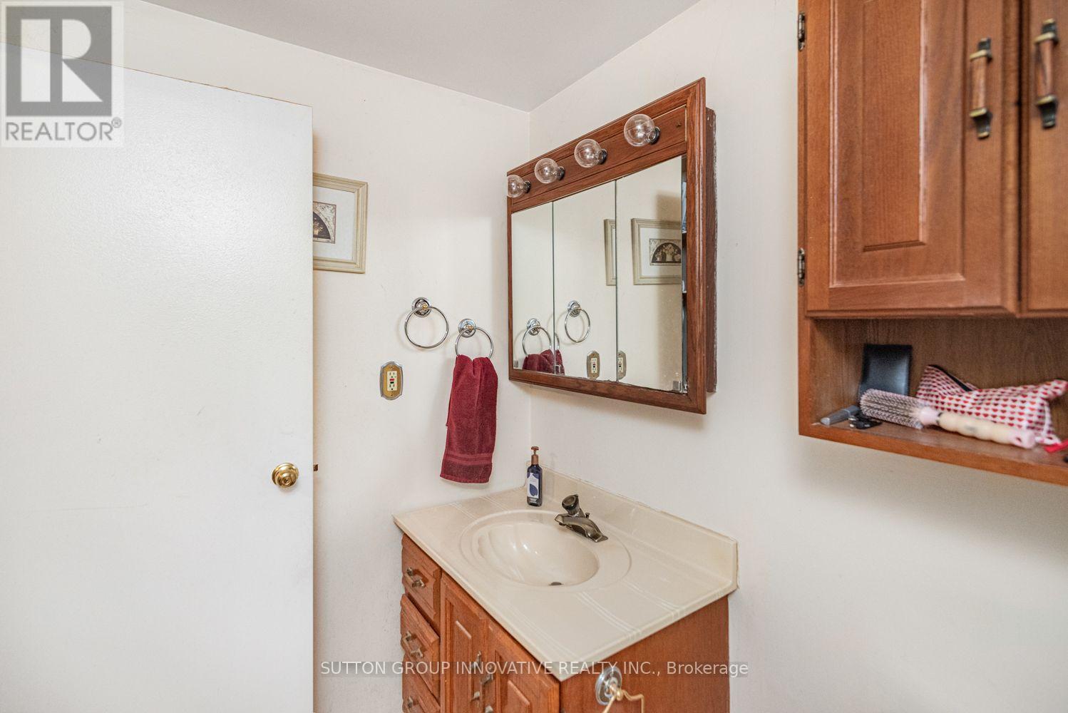 703 Upper Wentworth Street, Hamilton, Ontario  L9A 4V6 - Photo 20 - X13762182