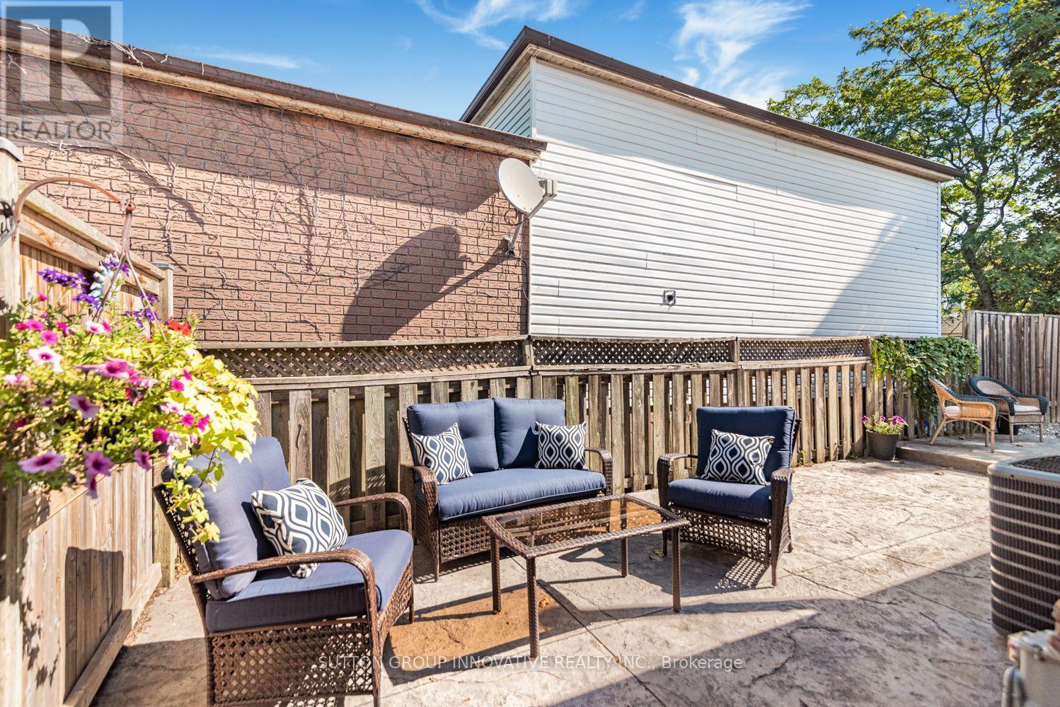 703 Upper Wentworth Street, Hamilton, Ontario  L9A 4V6 - Photo 39 - X13762182