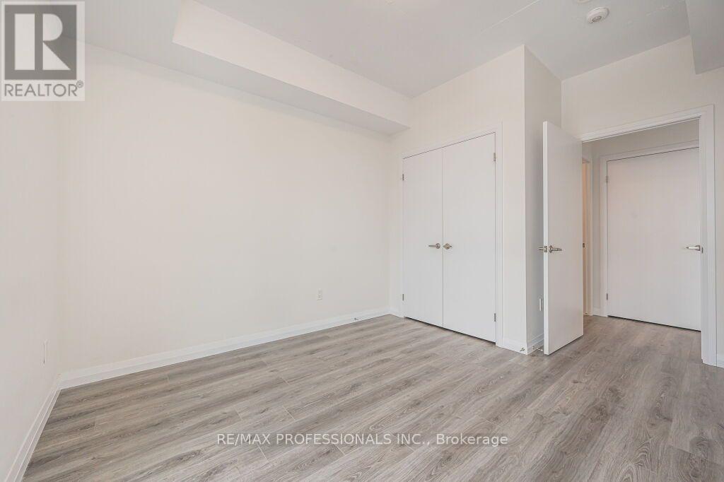 2504 - 60 CHARLES STREET W