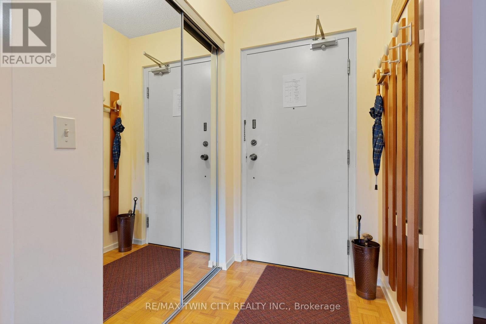 206 - 67 Breckenridge Drive, Kitchener, Ontario  N2B 3R8 - Photo 8 - X13762234