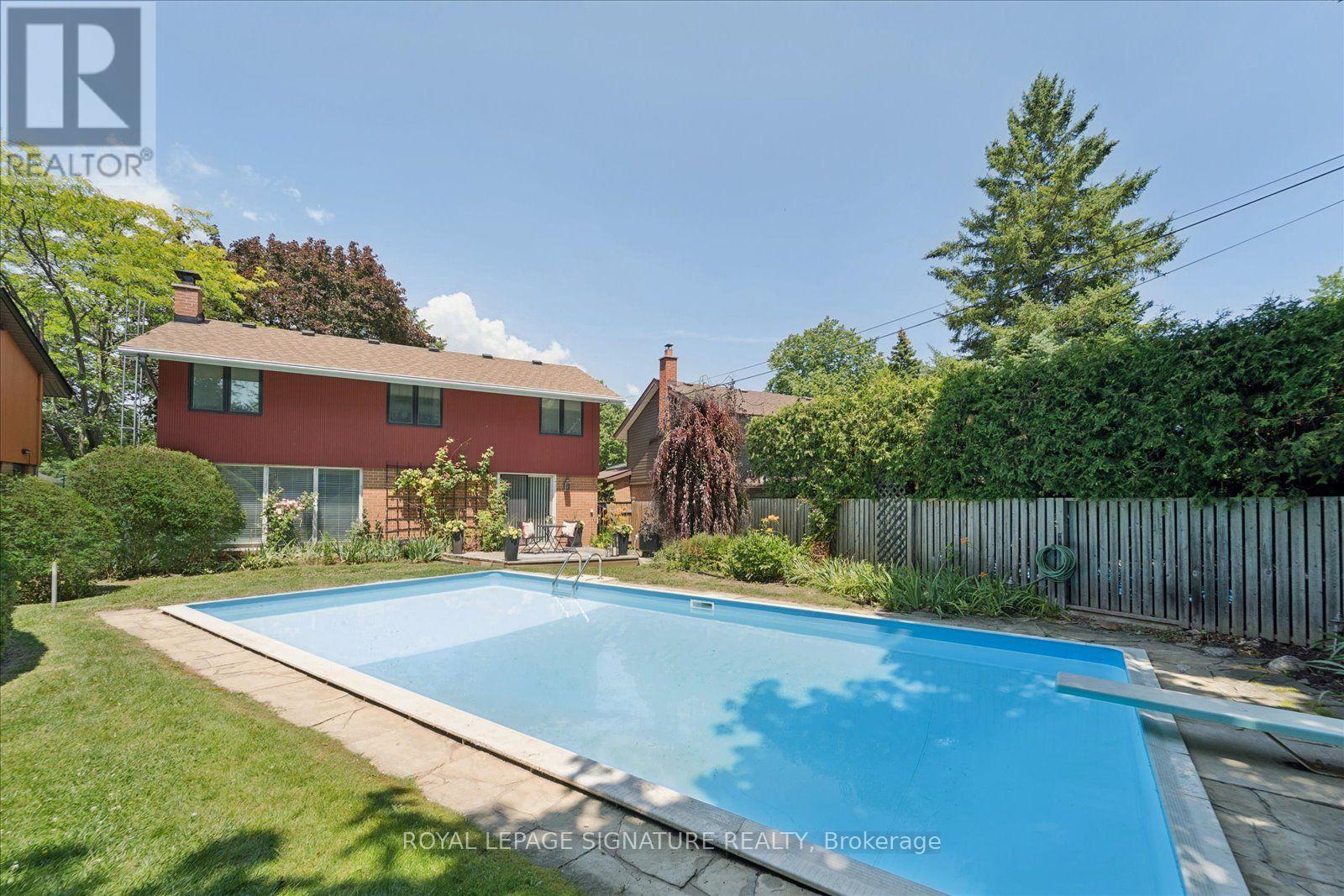 17 Lesterwood Crescent, Toronto, Ontario  M1P 3L5 - Photo 36 - E13761706