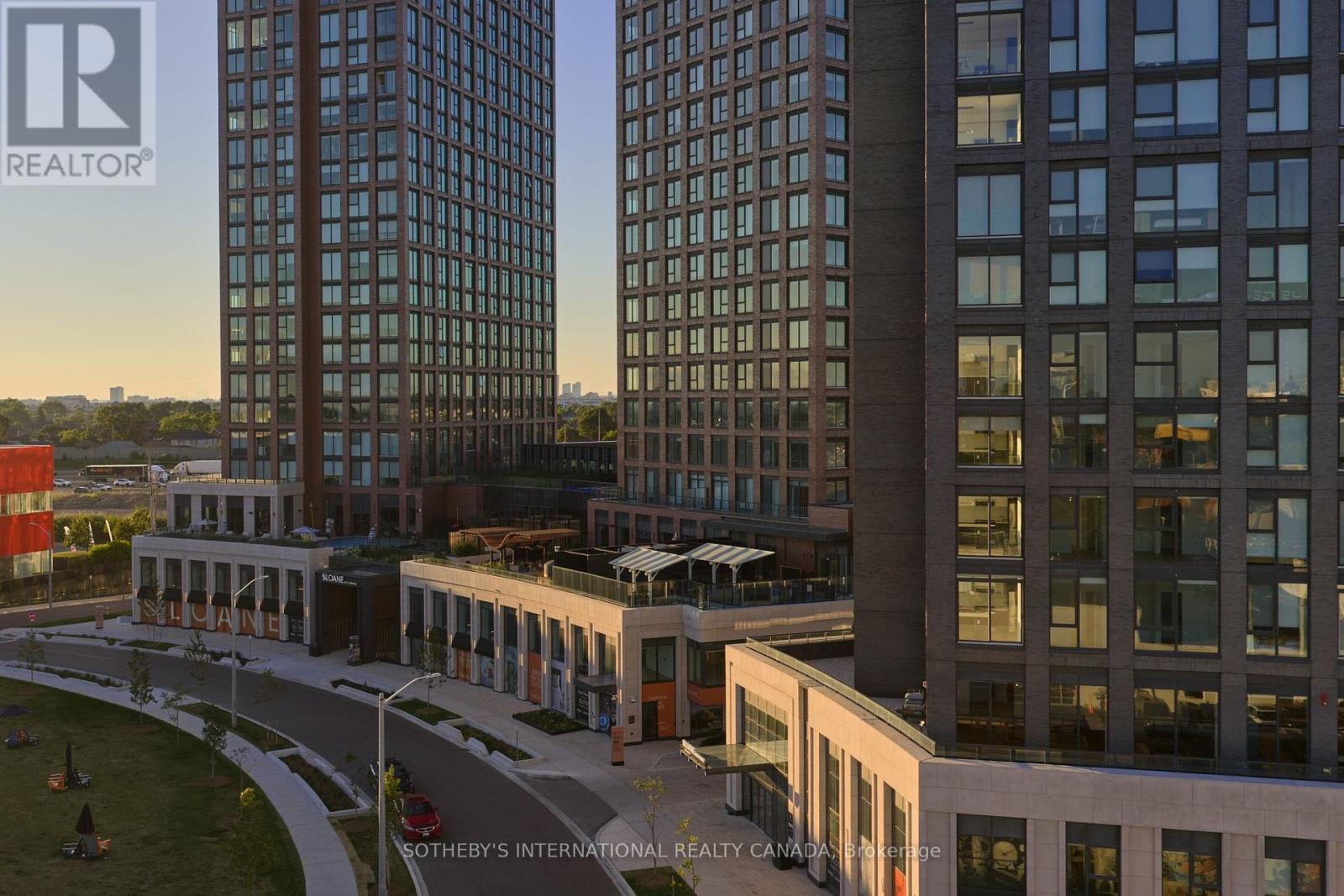 1003 - 31 York Garden Way, Toronto, Ontario  M6A 2V1 - Photo 14 - W13714422