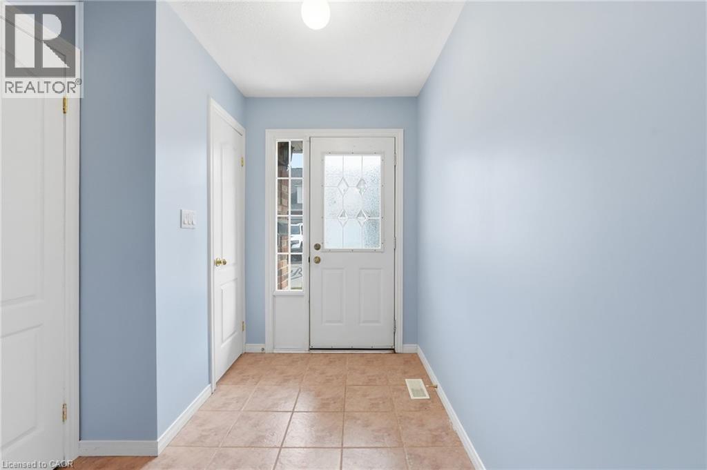 222 Fellowes Crescent Unit# 2, Hamilton, Ontario  L8B 0R1 - Photo 3 - 40861813