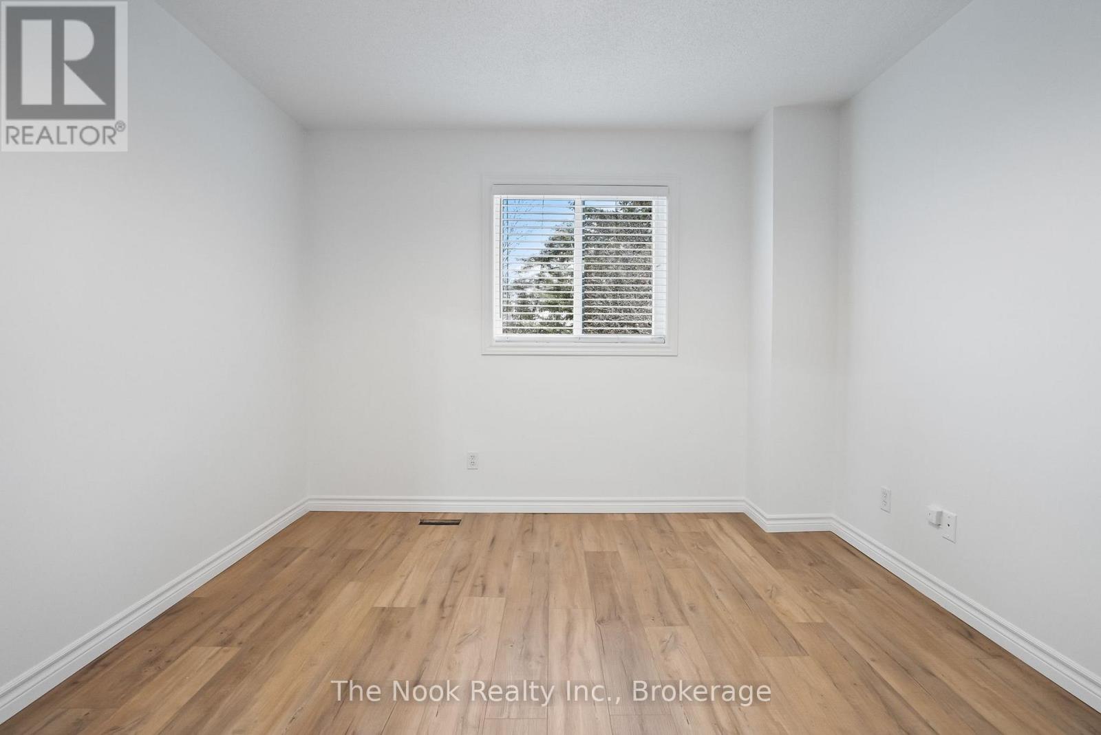 Main & Upper - 11 Jollow Drive, Clarington, Ontario  L1C 4V9 - Photo 10 - E13762574