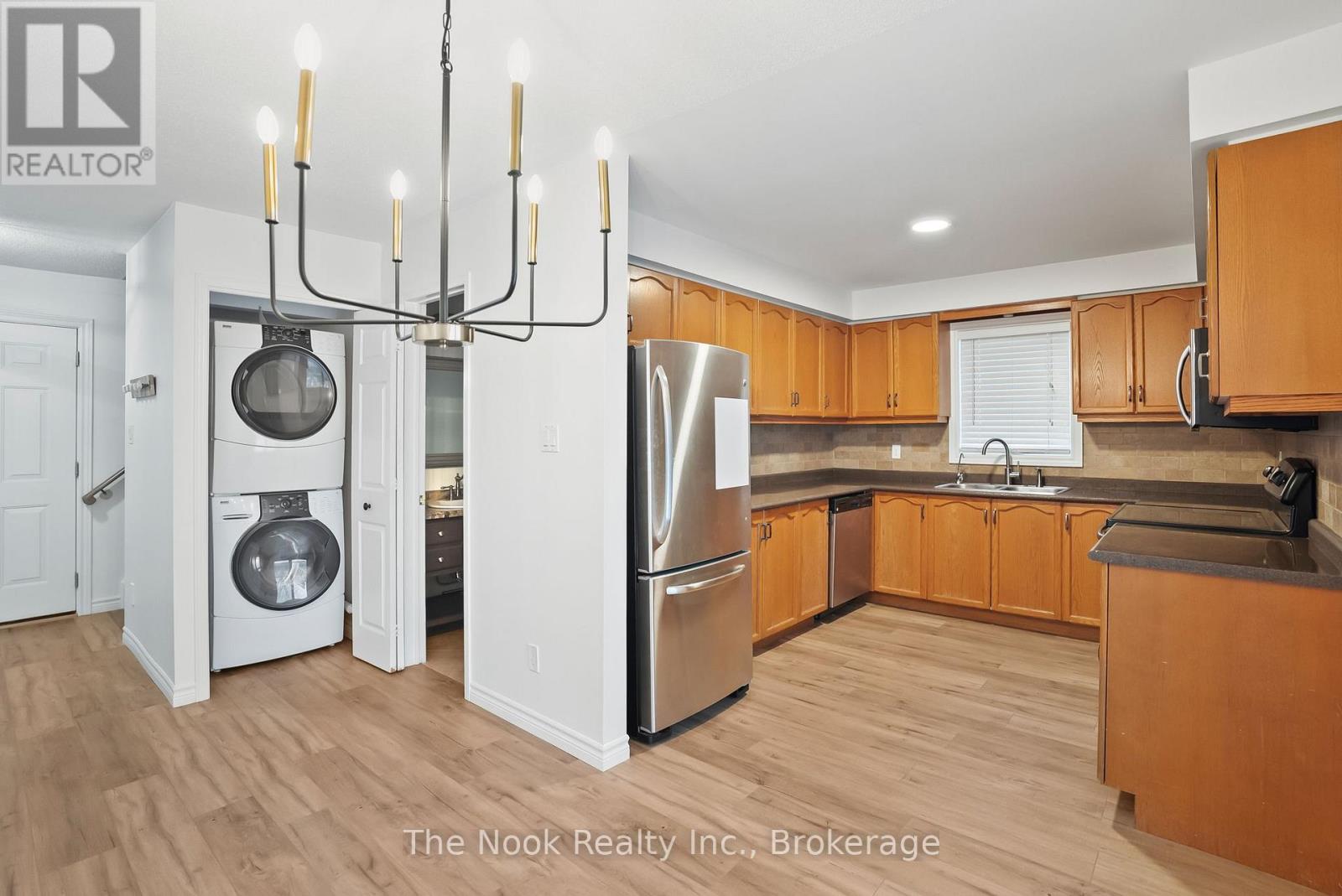Main & Upper - 11 Jollow Drive, Clarington, Ontario  L1C 4V9 - Photo 13 - E13762574