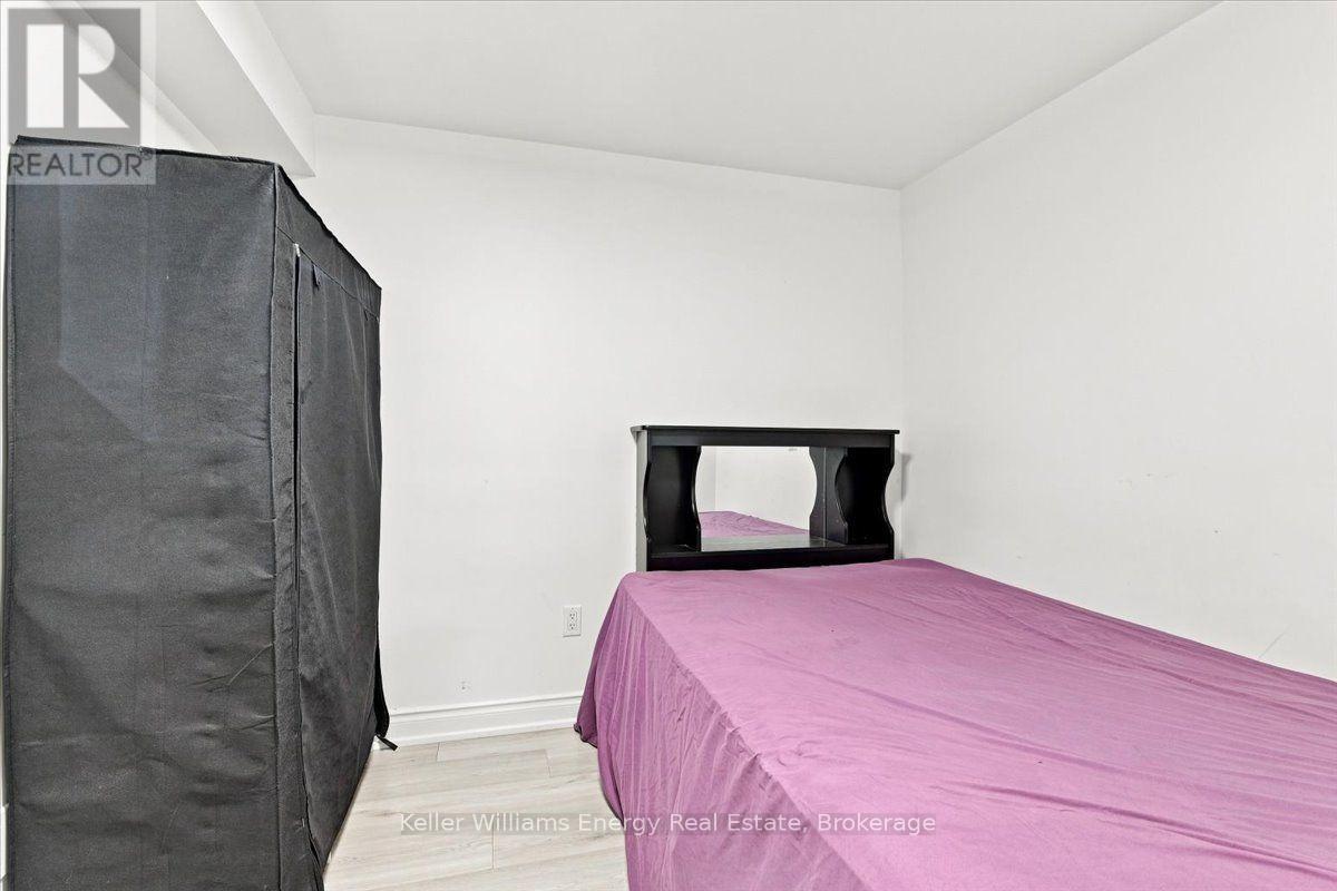 21 Upland Drive, Whitby, Ontario  L1N 8H9 - Photo 12 - E13762594