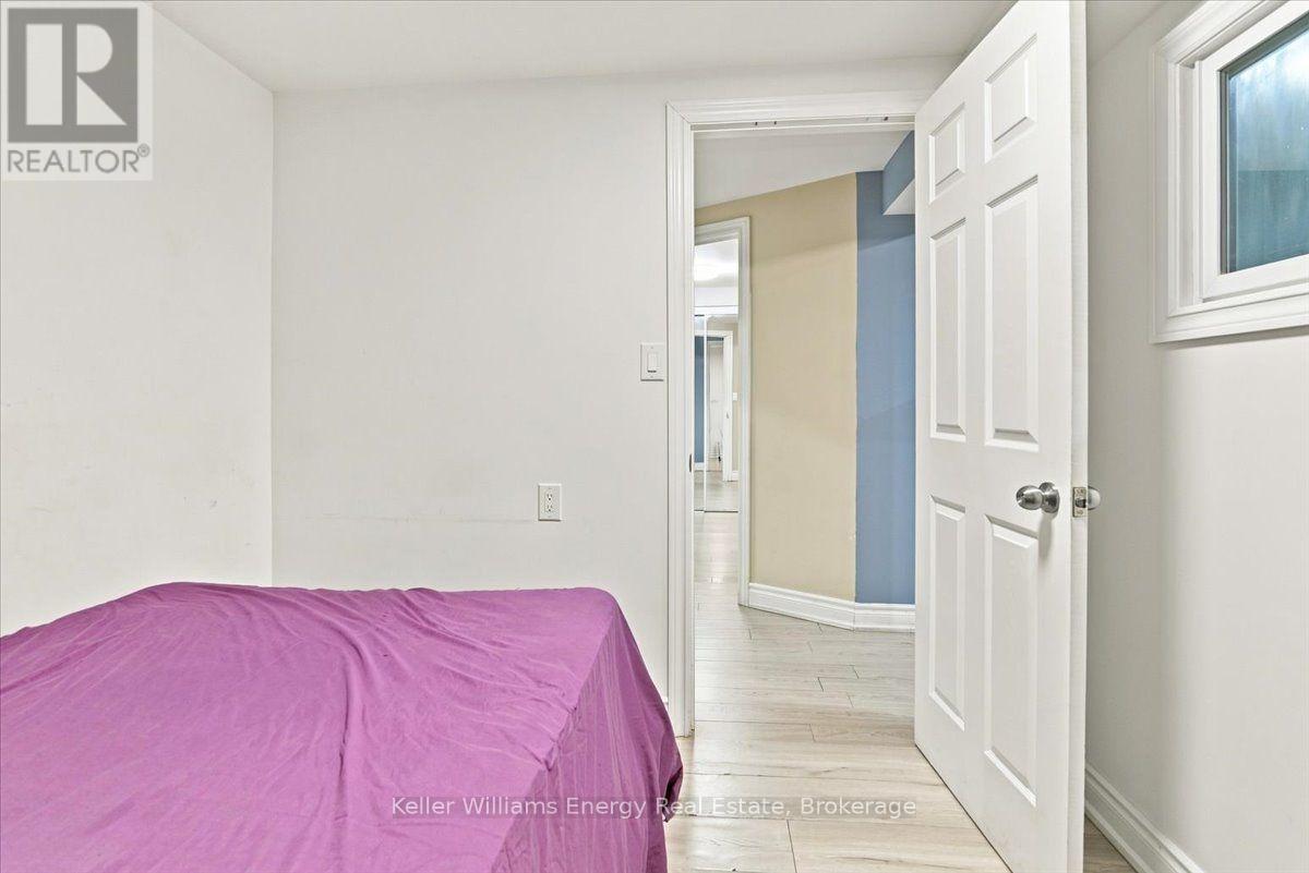 21 Upland Drive, Whitby, Ontario  L1N 8H9 - Photo 13 - E13762594
