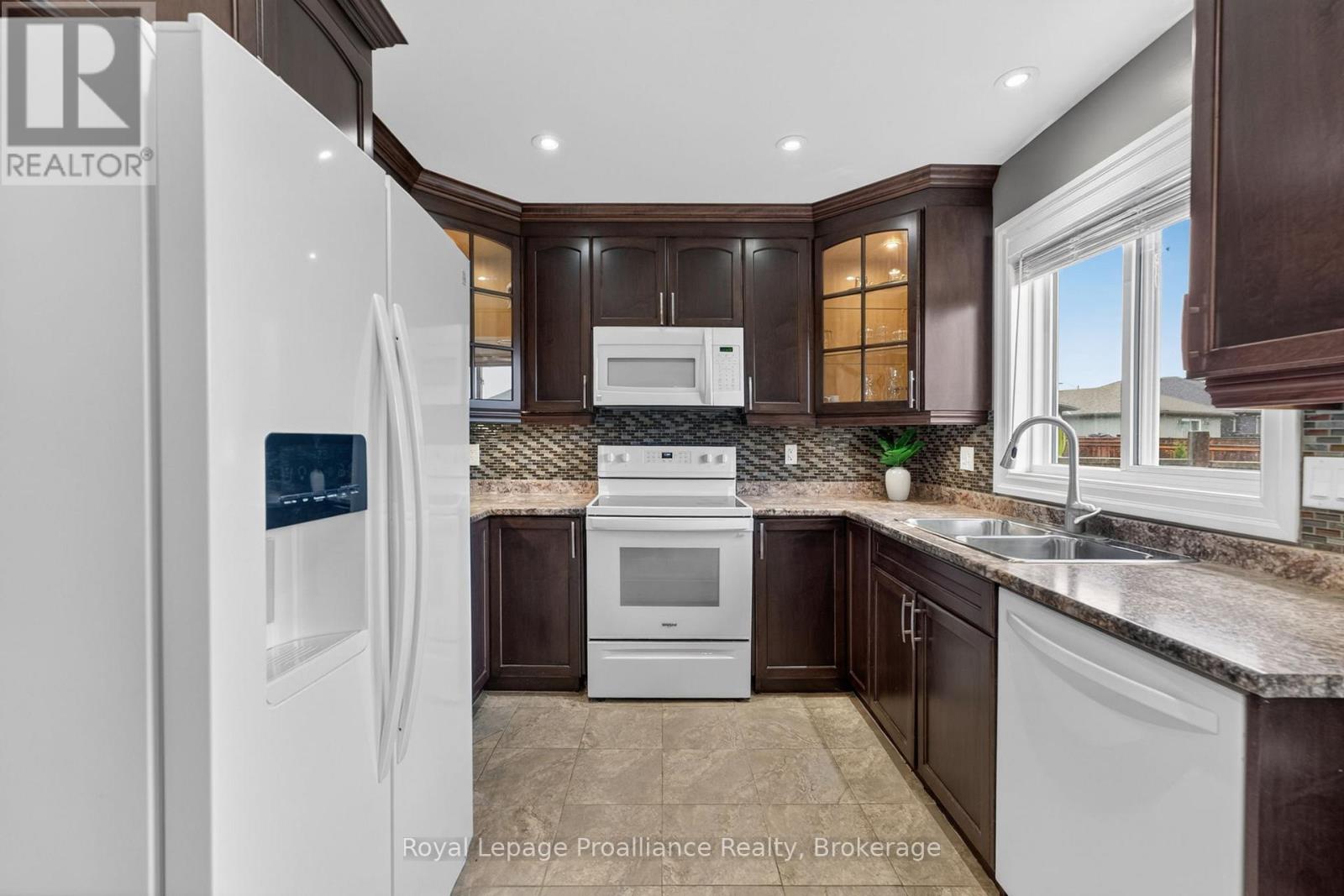 32 Aspen Drive, Quinte West, Ontario  K8V 0E2 - Photo 11 - X13762440