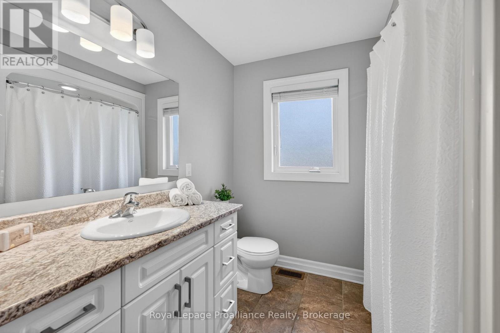 32 Aspen Drive, Quinte West, Ontario  K8V 0E2 - Photo 15 - X13762440