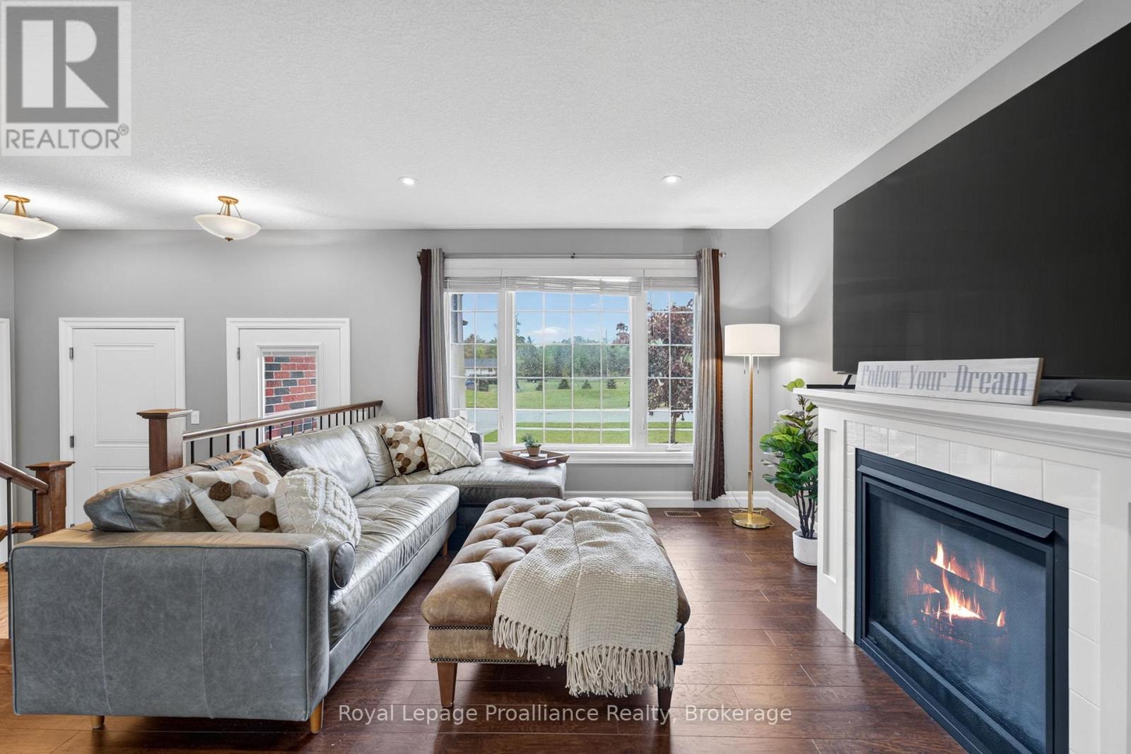 32 Aspen Drive, Quinte West, Ontario  K8V 0E2 - Photo 6 - X13762440
