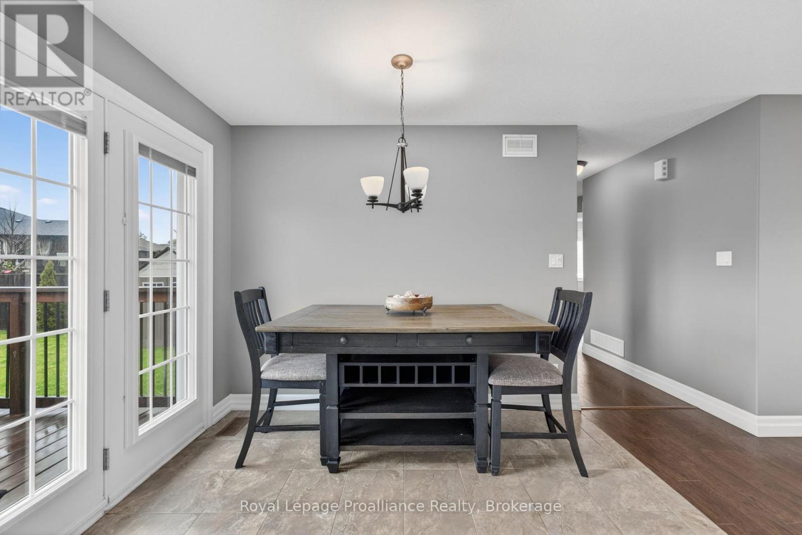 32 Aspen Drive, Quinte West, Ontario  K8V 0E2 - Photo 8 - X13762440