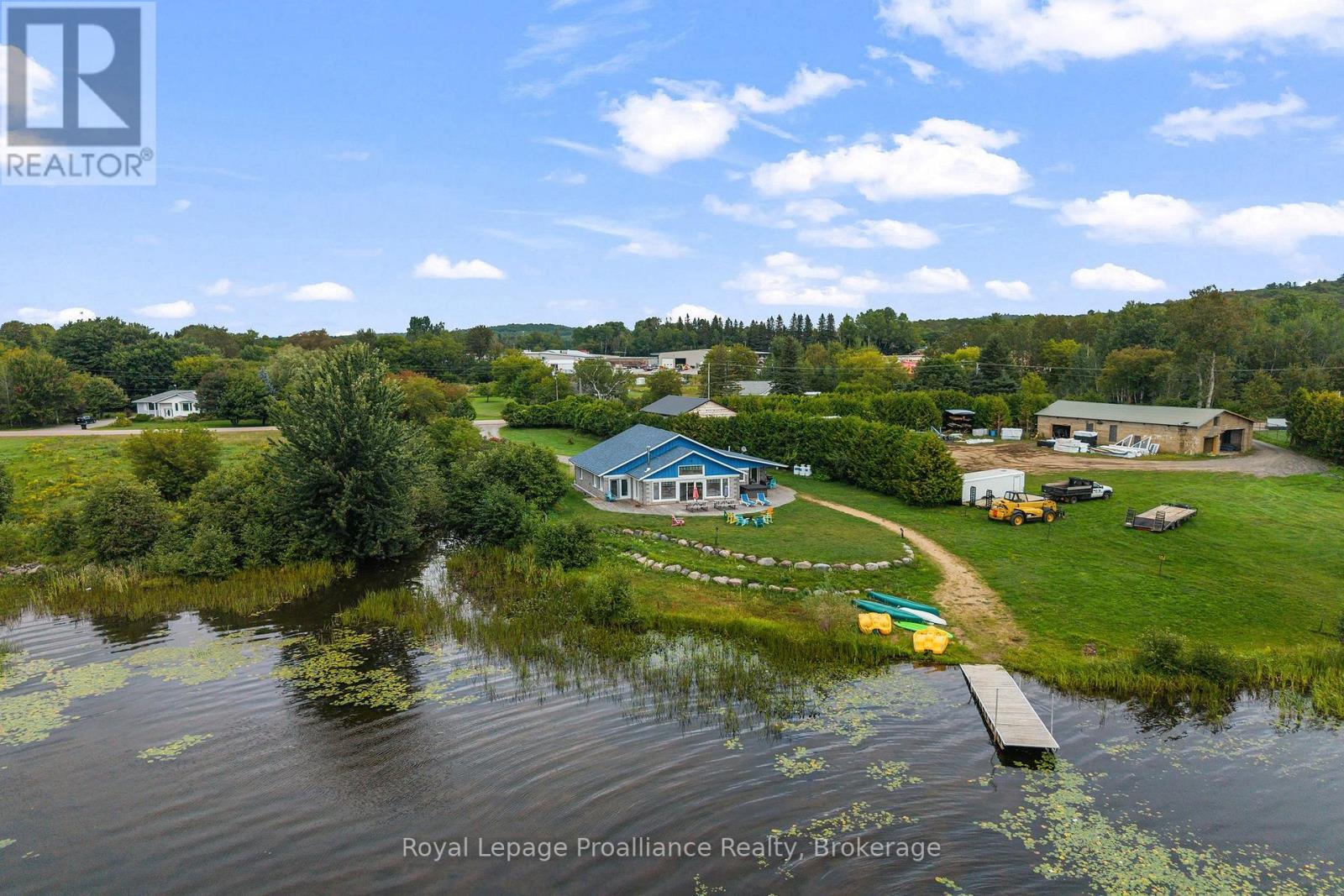137 Lakeshore Drive, Madawaska Valley, Ontario  K0J 1B0 - Photo 2 - X13762584