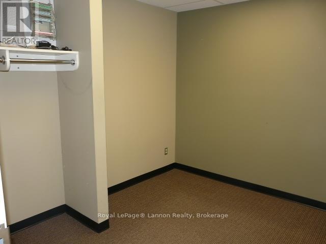 B - 947 Memorial Avenue, Thunder Bay, Ontario  P7B 4A1 - Photo 11 - X13256018
