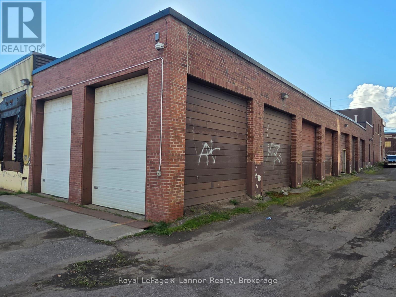 184 Camelot Street, Thunder Bay, Ontario  P7A 4A9 - Photo 11 - X13258812