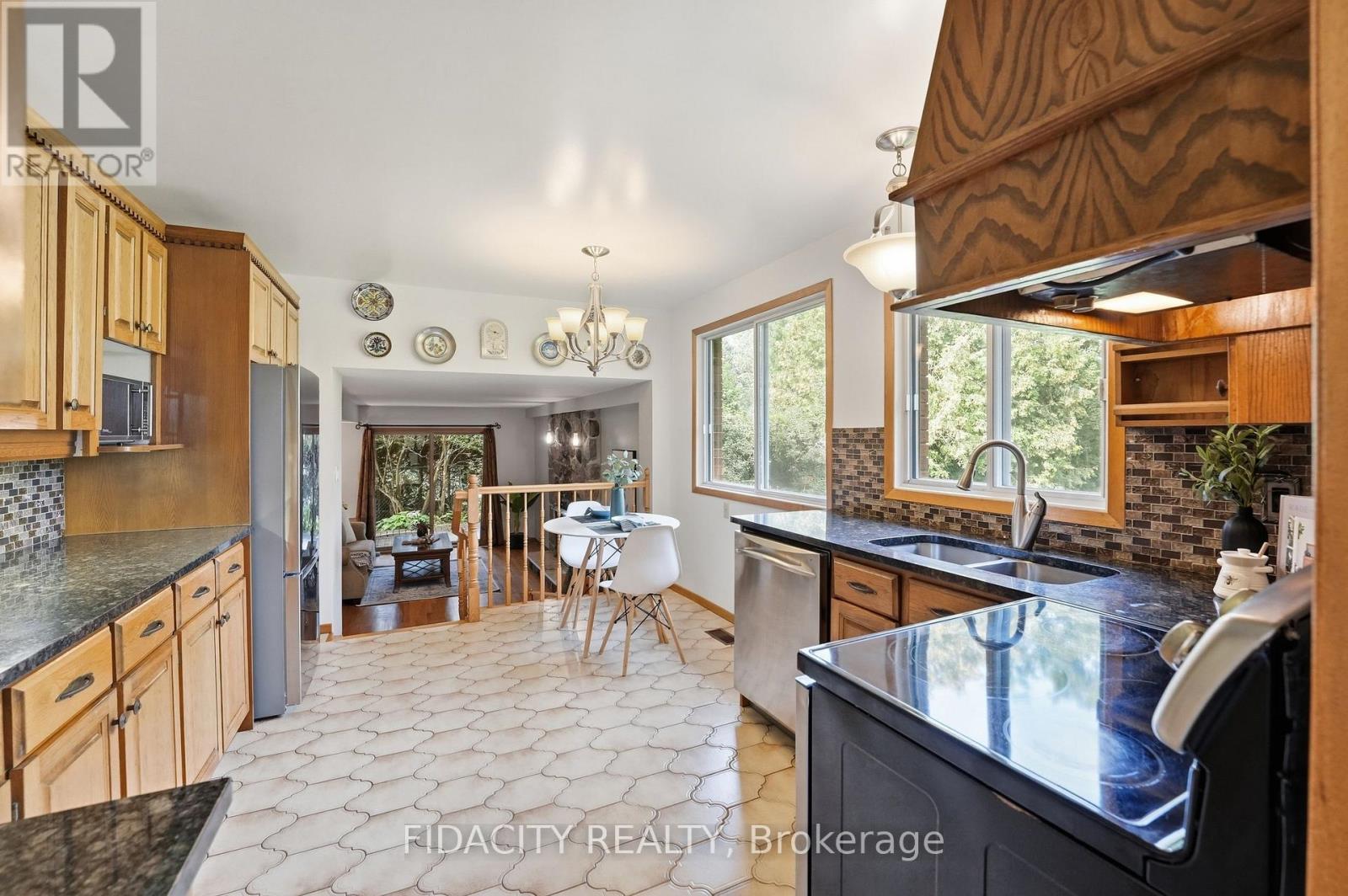 45 Cortleigh Drive, Ottawa, Ontario  K2J 3Z7 - Photo 14 - X13762558
