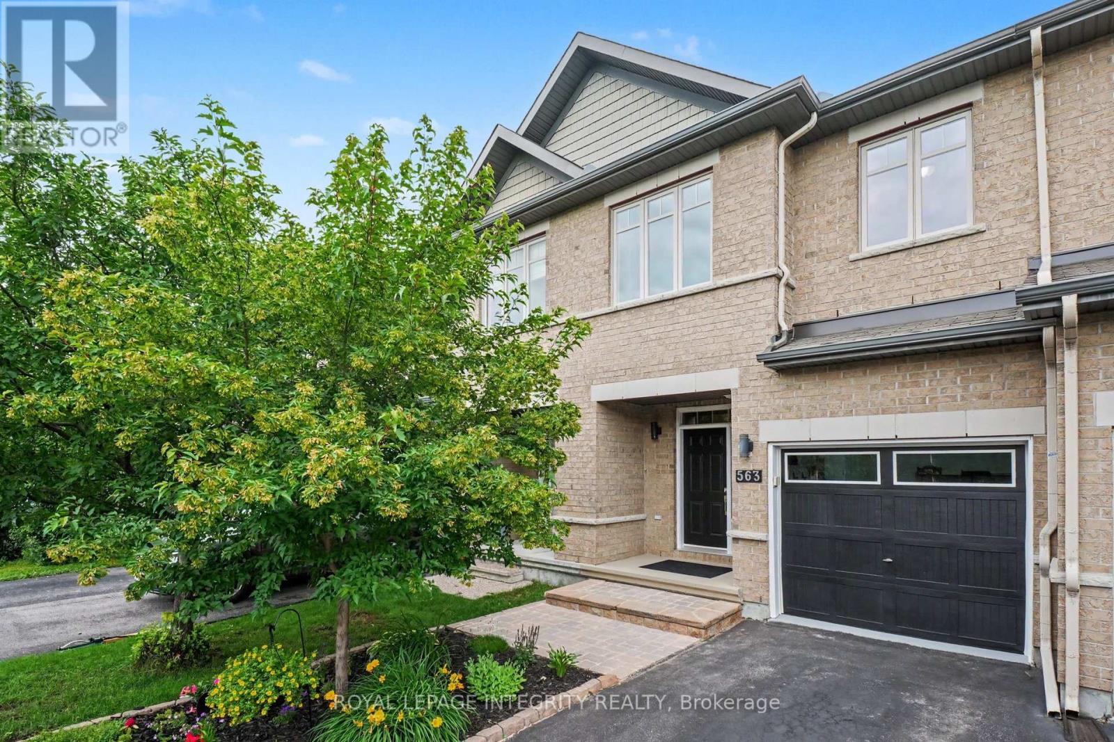 563 Remnor Avenue, Ottawa, Ontario  K2T 0A5 - Photo 1 - X13762588
