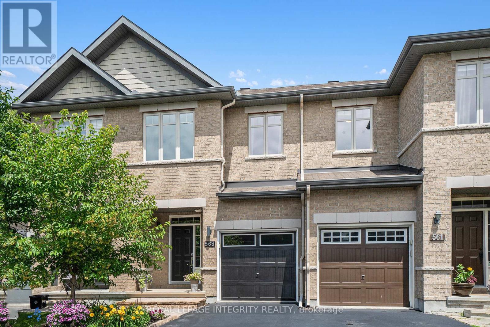 563 Remnor Avenue, Ottawa, Ontario  K2T 0A5 - Photo 2 - X13762588