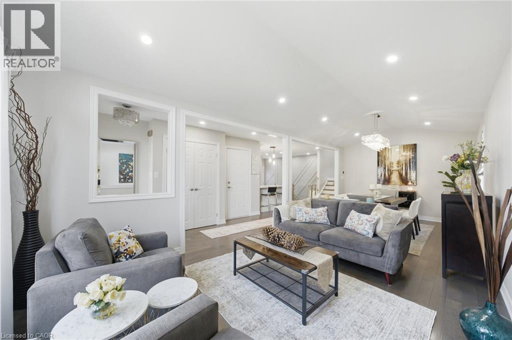 28 Colonial Crescent, Grimsby, Ontario  L3M 5H3 - Photo 8 - 40861652