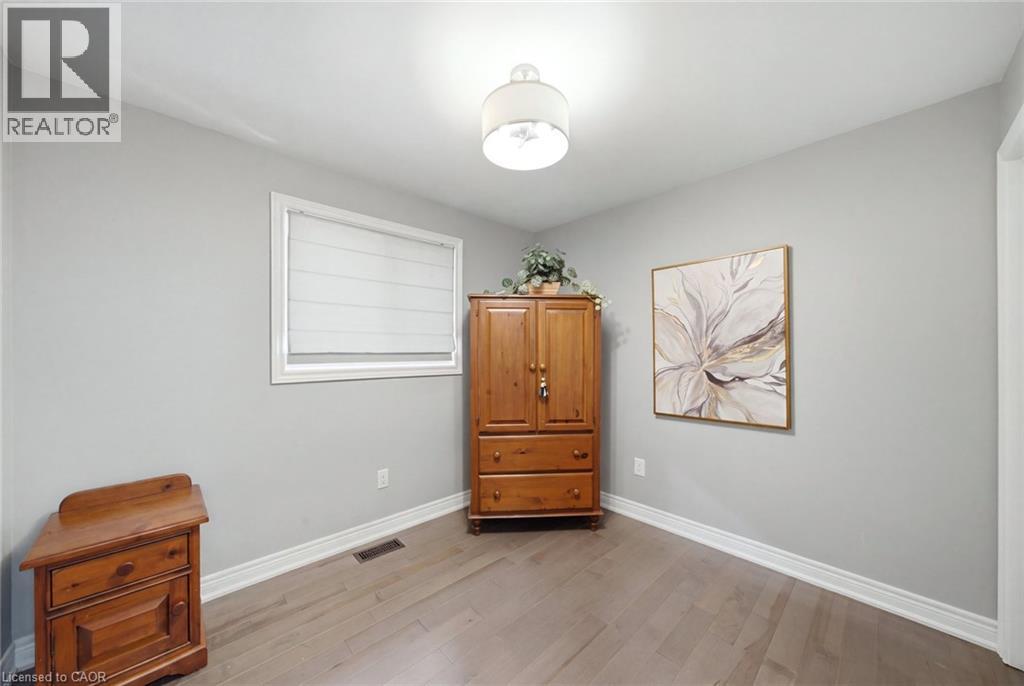 28 Colonial Crescent, Grimsby, Ontario  L3M 5H3 - Photo 21 - 40861652