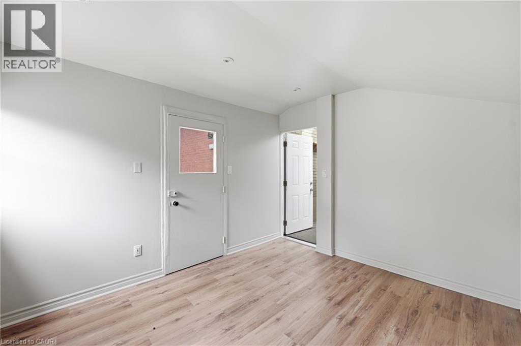 304 Whitney Avenue, Hamilton, Ontario  L8S 2H2 - Photo 23 - 40861682