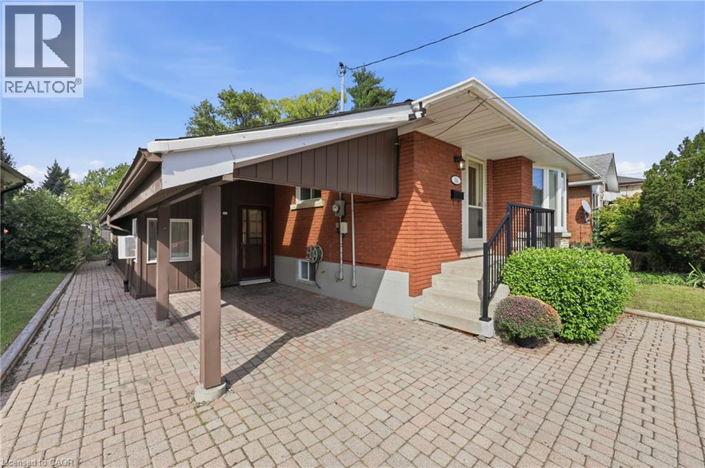 304 Whitney Avenue, Hamilton, Ontario  L8S 2H2 - Photo 4 - 40861682