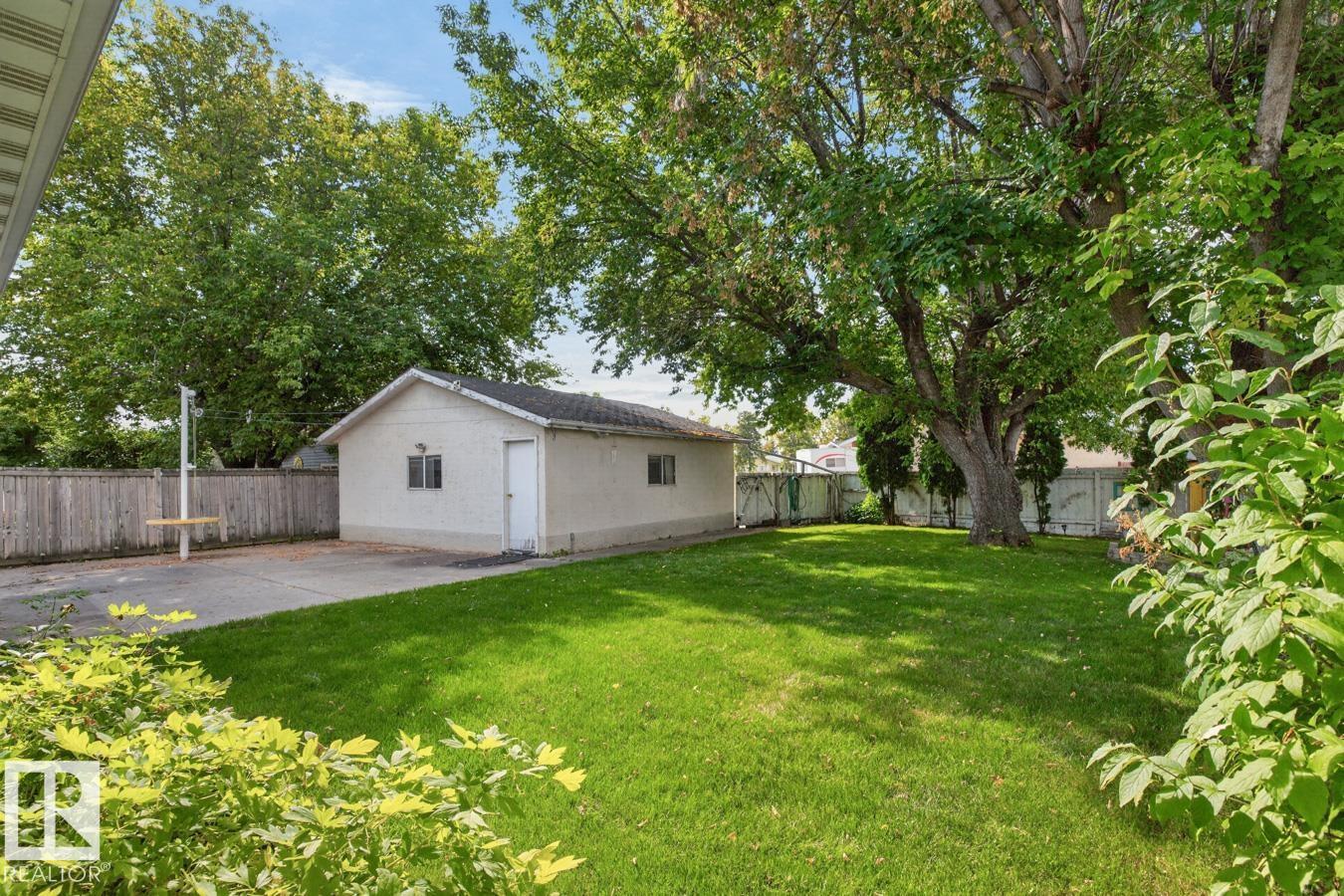 76 Corinthia Dr, Leduc, Alberta  T9E 4X2 - Photo 3 - E4507733