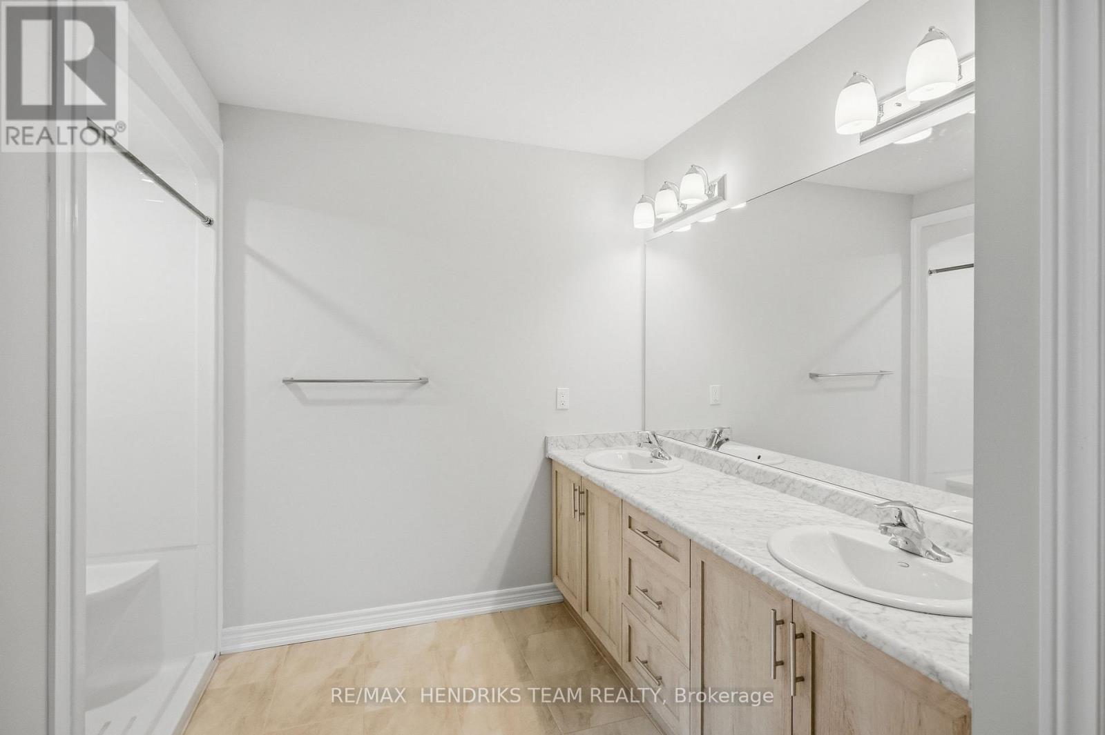 12 Riley Avenue, Pelham (Fonthill), Ontario L3B 5N5 - Photo 25 - X13762382