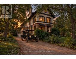 41 GRANGE STREET, guelph (st. george's), Ontario