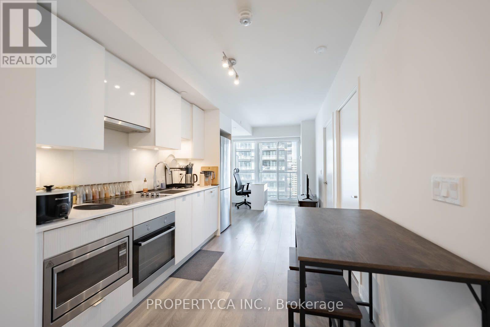 2612 - 99 Broadway Avenue, Toronto, Ontario  M4P 0E3 - Photo 1 - C13762388