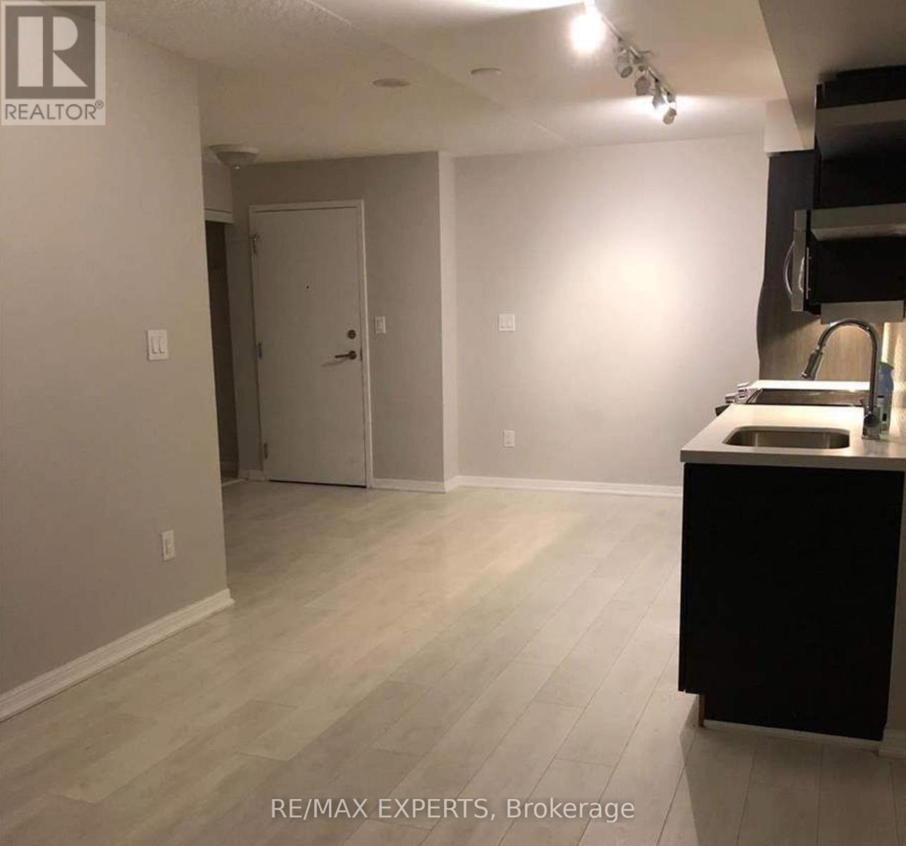 1122 - 400 Adelaide Street E, Toronto, Ontario  M5A 1N4 - Photo 5 - C13762468