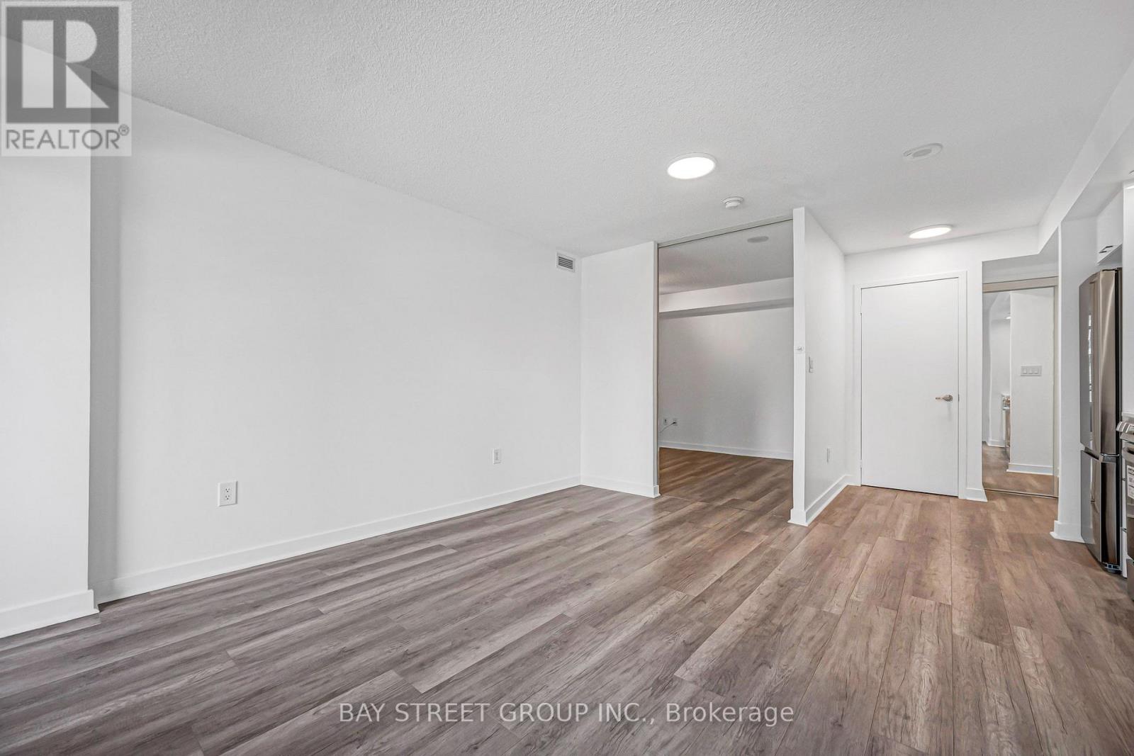 816 - 25 Telegram Mews, Toronto, Ontario  M5V 3Z1 - Photo 11 - C13762504