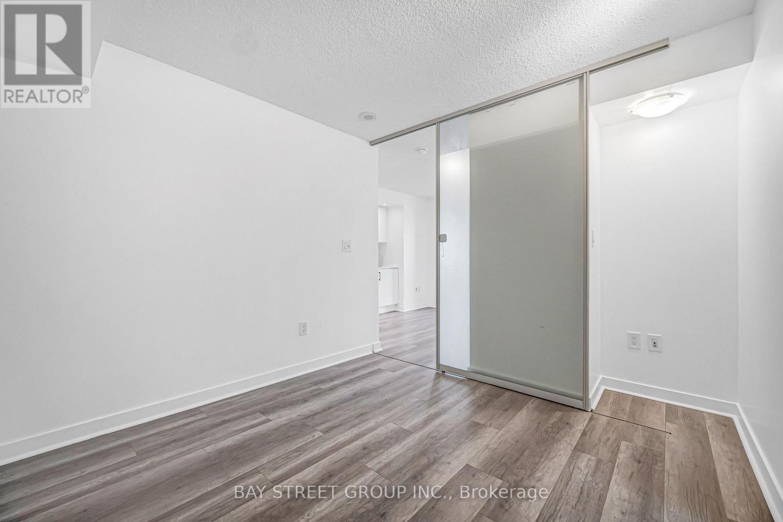 816 - 25 Telegram Mews, Toronto, Ontario  M5V 3Z1 - Photo 14 - C13762504