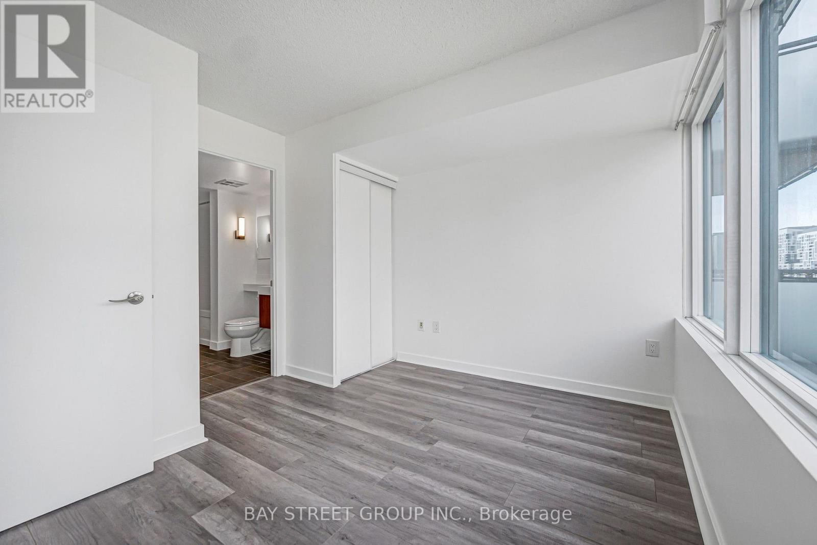 816 - 25 Telegram Mews, Toronto, Ontario  M5V 3Z1 - Photo 19 - C13762504