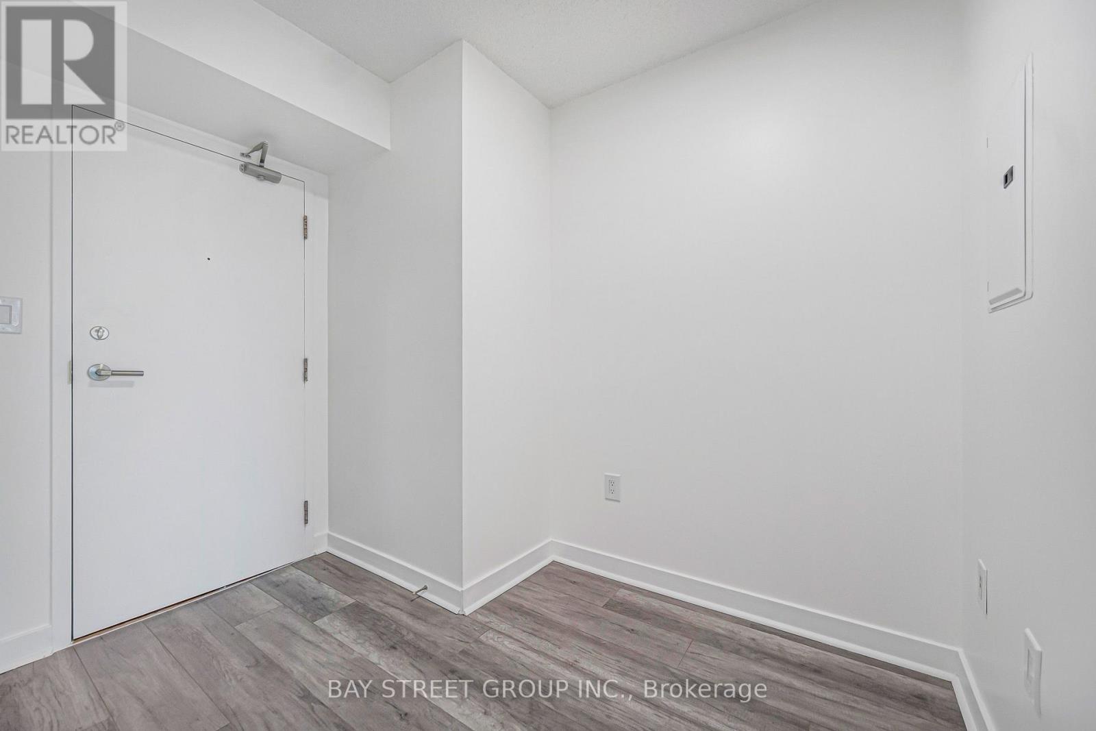 816 - 25 Telegram Mews, Toronto, Ontario  M5V 3Z1 - Photo 2 - C13762504