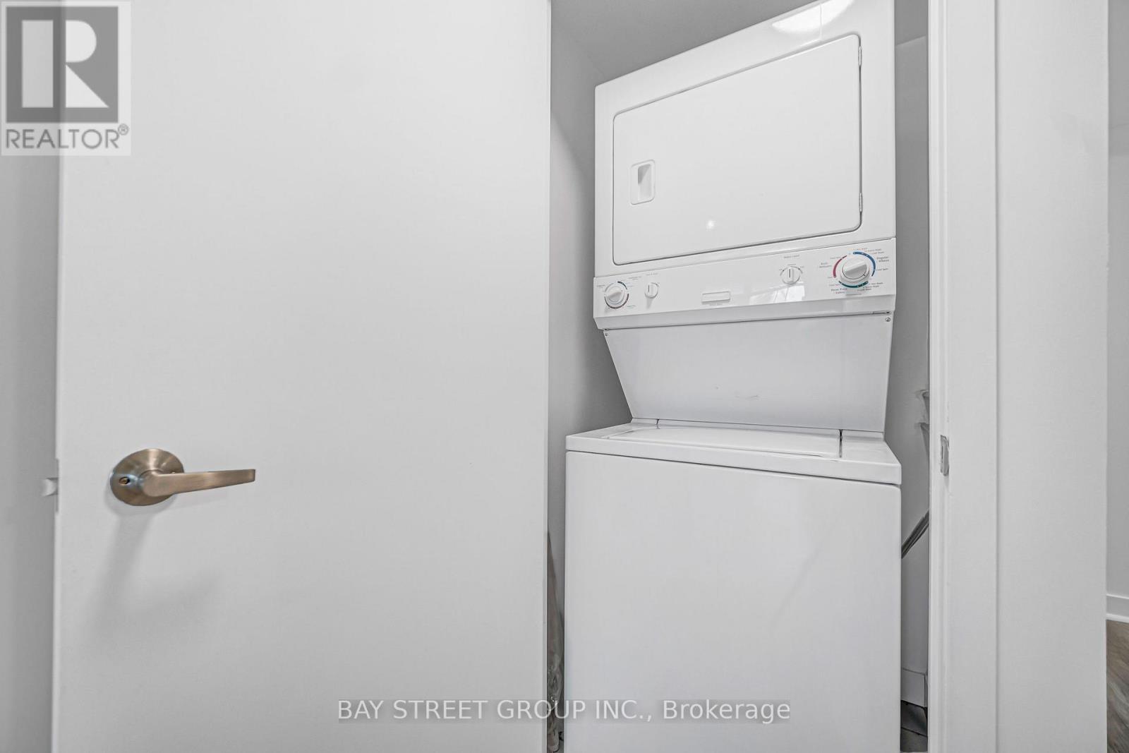 816 - 25 Telegram Mews, Toronto, Ontario  M5V 3Z1 - Photo 22 - C13762504