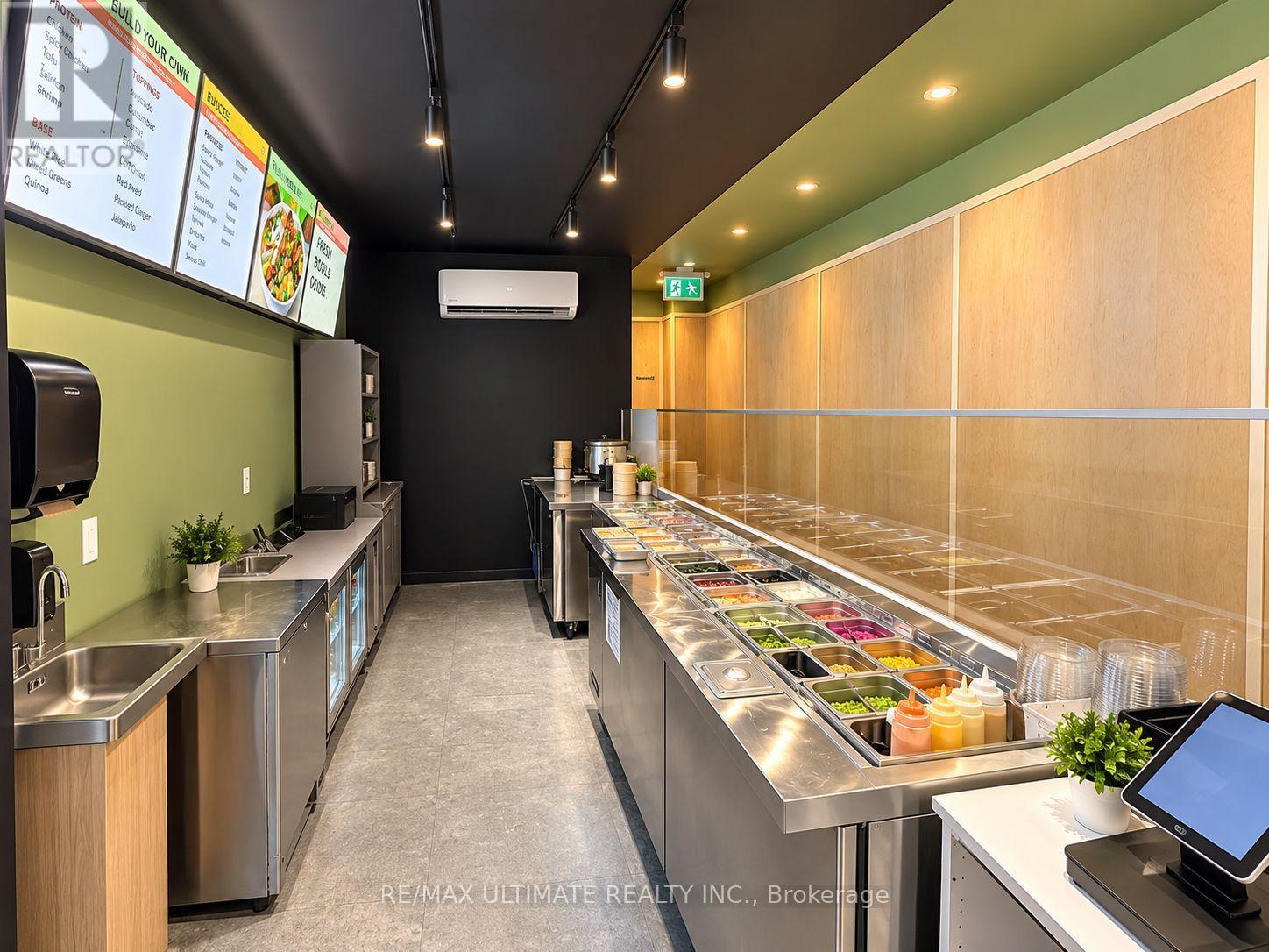 2471 Yonge Street, Toronto, Ontario  M4P 2H6 - Photo 8 - C13762544