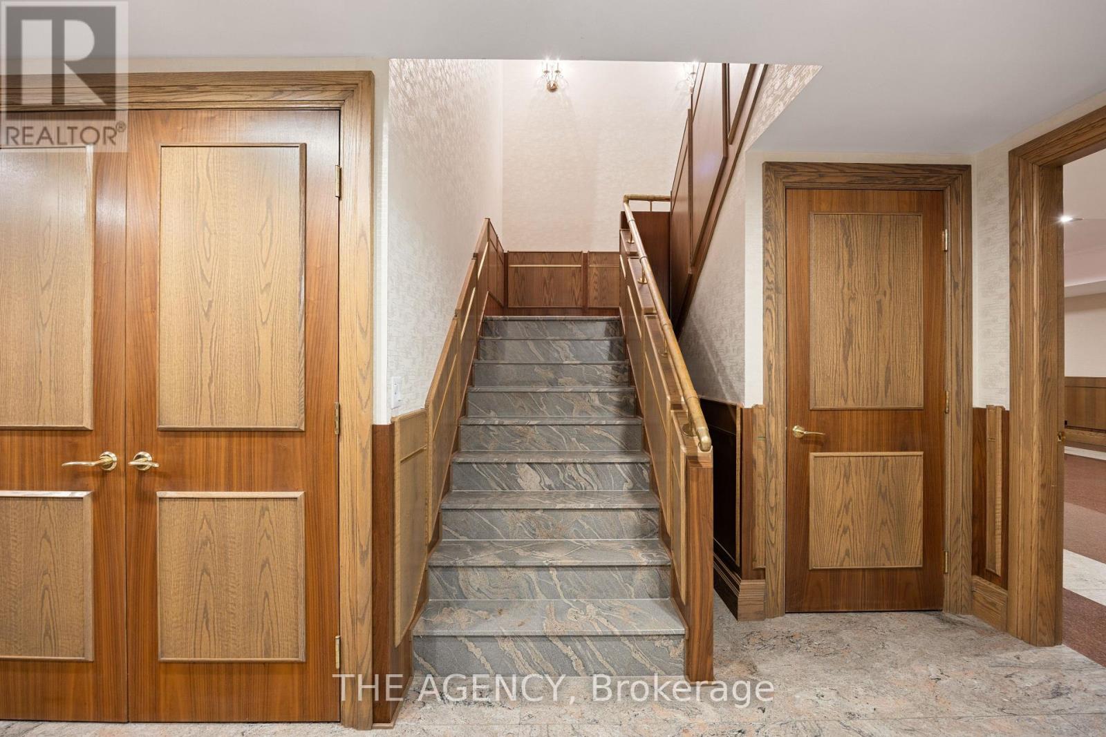 23 Bayview Ridge, Toronto, Ontario  M2L 1E3 - Photo 15 - C13762548