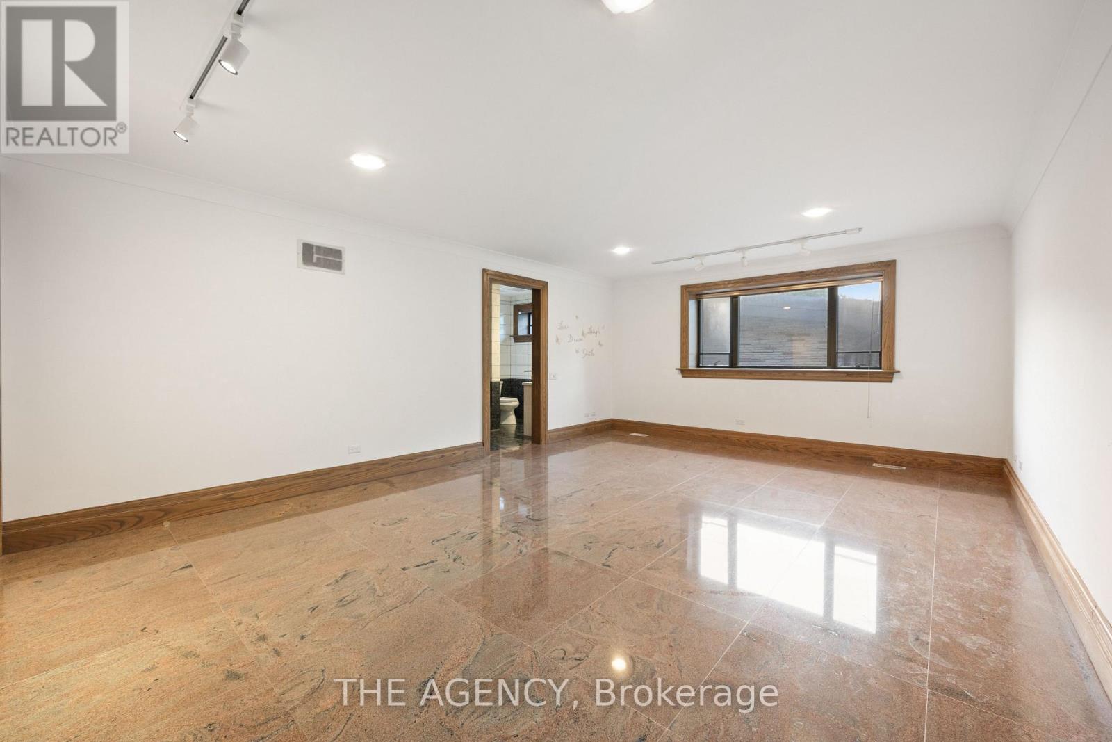 23 Bayview Ridge, Toronto, Ontario  M2L 1E3 - Photo 23 - C13762548