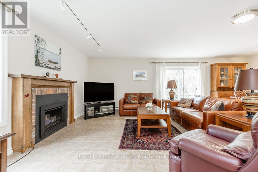 112 Escarpment Crescent, Collingwood, Ontario  L9Y 5B4 - Photo 7 - S13762416
