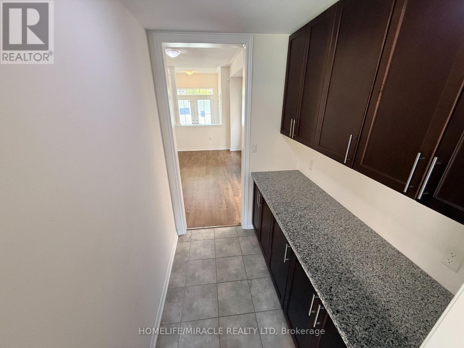 42 Arthur Mclaughlin Street, Clarington, Ontario  L1C 0T6 - Photo 16 - E13762342