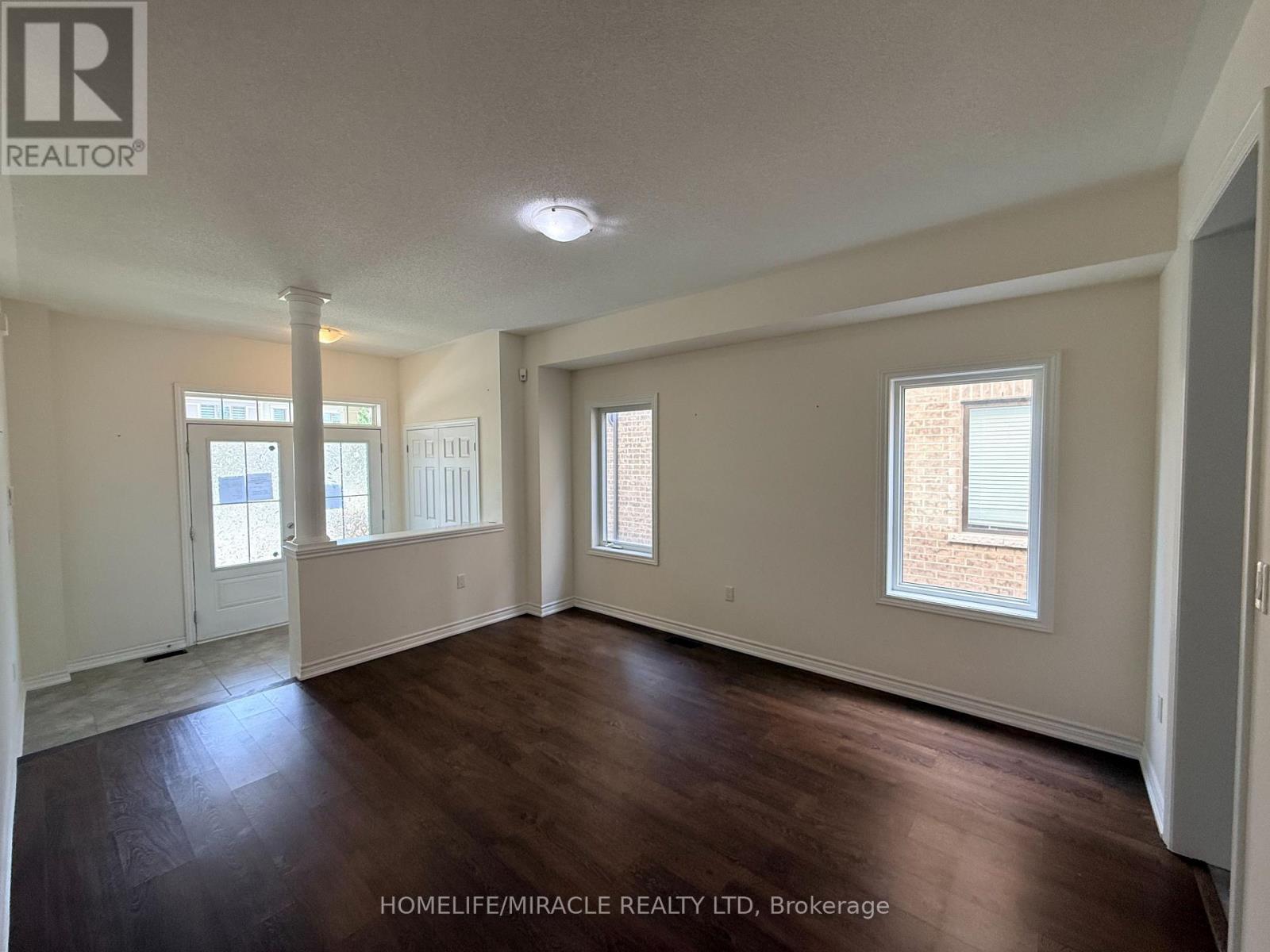 42 Arthur Mclaughlin Street, Clarington, Ontario  L1C 0T6 - Photo 7 - E13762342