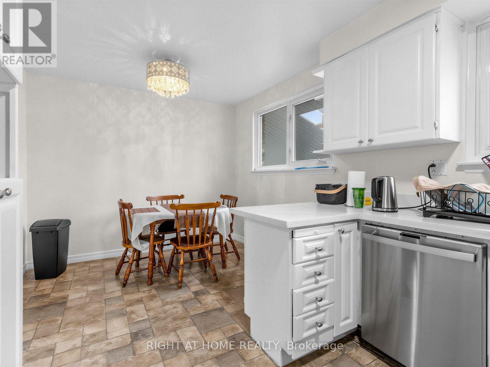 346 Lorindale Drive, Oshawa, Ontario  L1H 6X4 - Photo 12 - E13762456