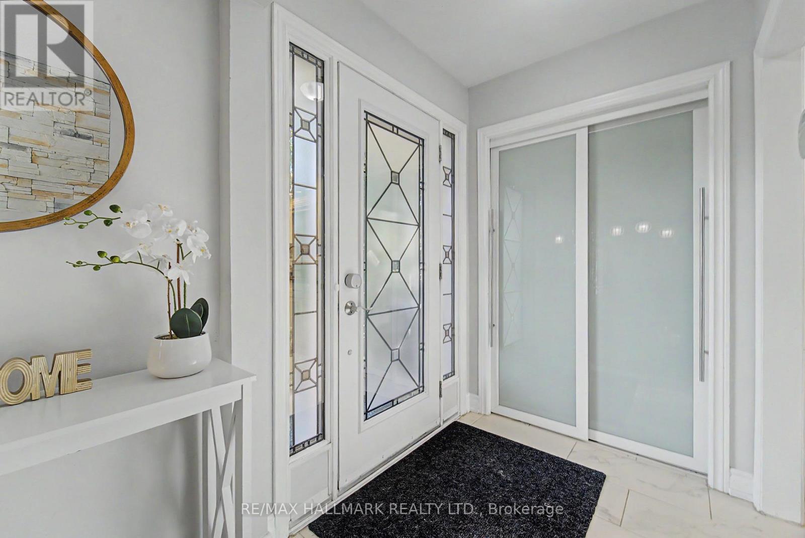 117 Clappison Boulevard, Toronto, Ontario  M1C 2H3 - Photo 4 - E13762466