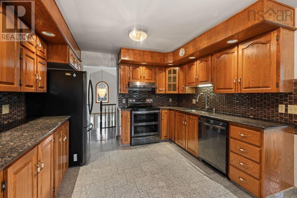2 Huxley Close, Halifax, Nova Scotia  B3M 4H6 - Photo 21 - 202622541