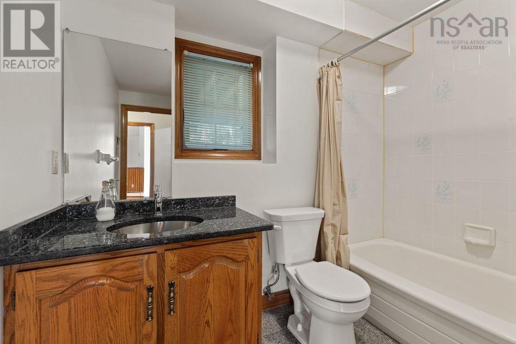 2 Huxley Close, Halifax, Nova Scotia  B3M 4H6 - Photo 32 - 202622541